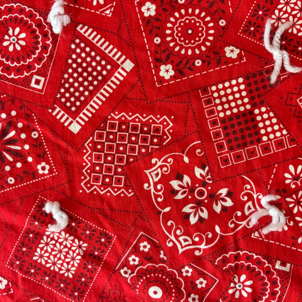 Vintage Red Patchwork Tied Quilt Comforter Strawberry Bandana Gingham 86x78 READ